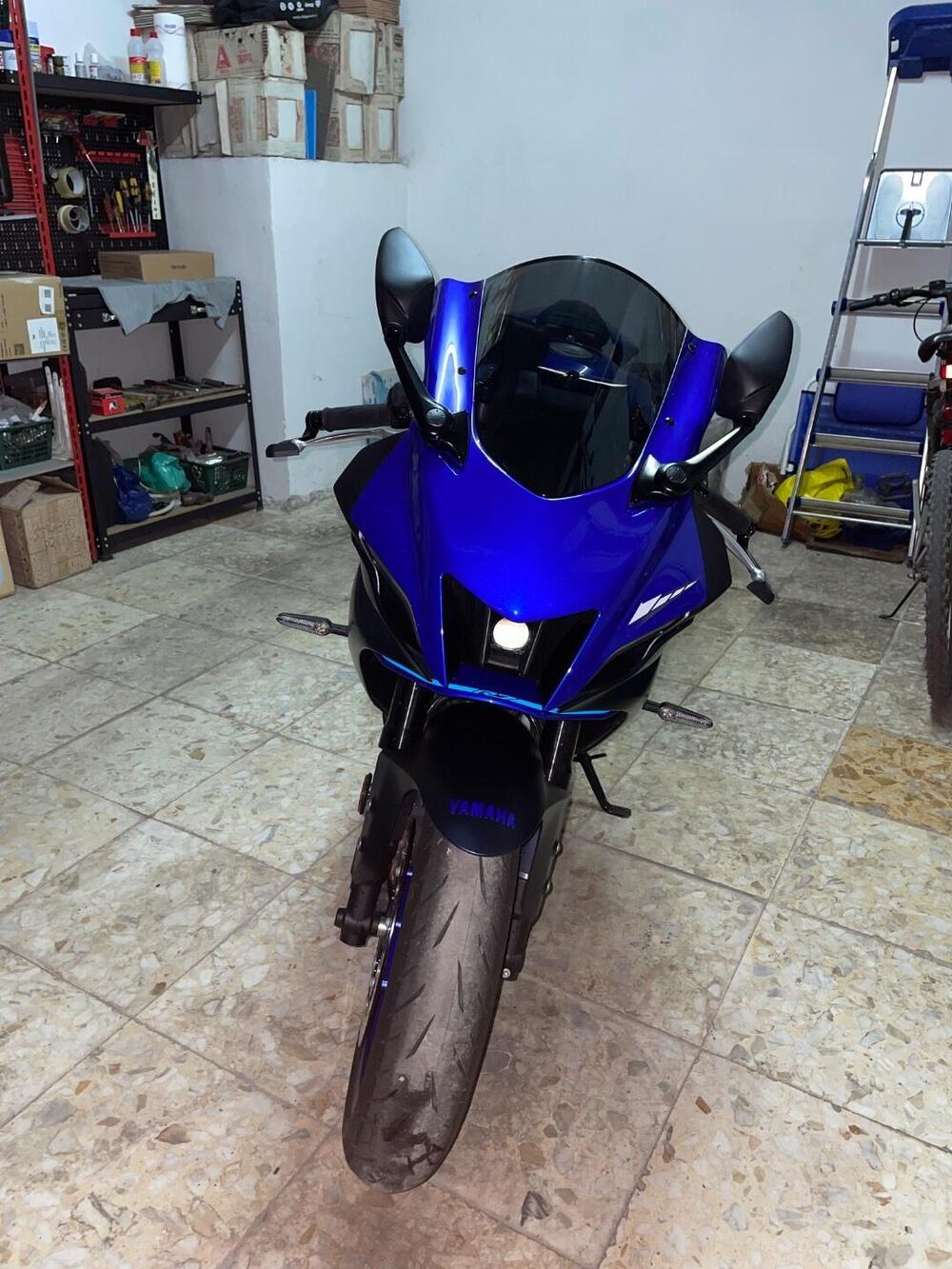 Yamaha YZF R7 (2021 - 25)