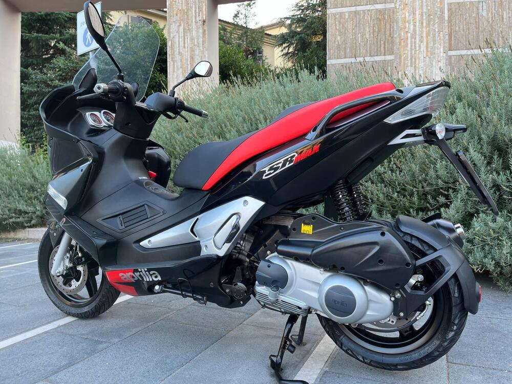 Aprilia SR Max 300 (2011 - 16) (8)