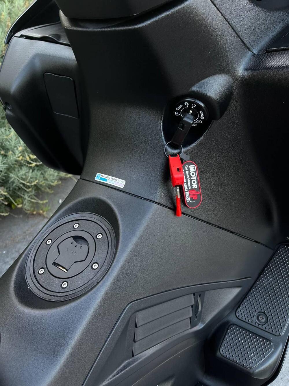 Aprilia SR Max 300 (2011 - 16) (20)