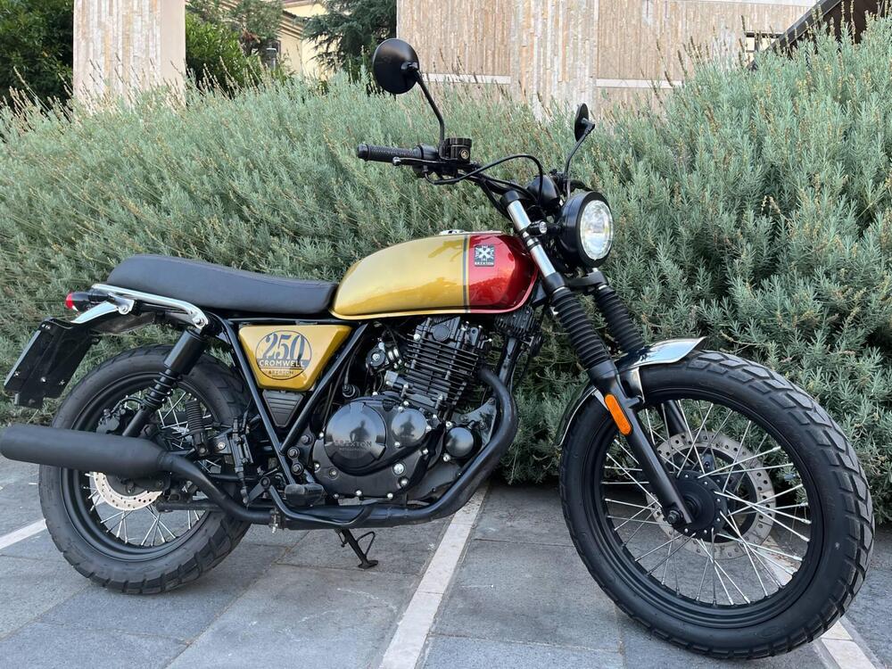 Brixton Motorcycles Saxby 250 (2019) (13)