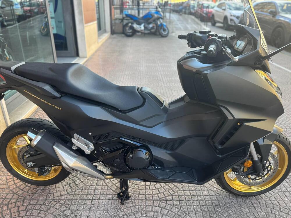 Honda Forza 750 DCT Special Edition (2024) (4)