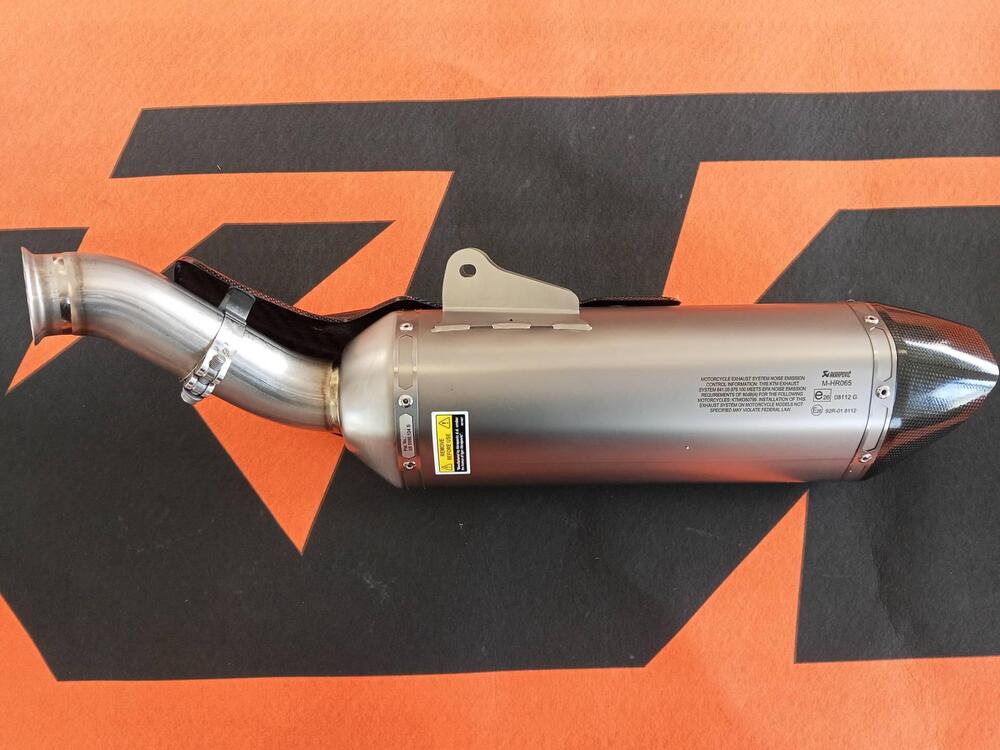 AKRAPOVIC 790 DUKE 2018-22 (2)