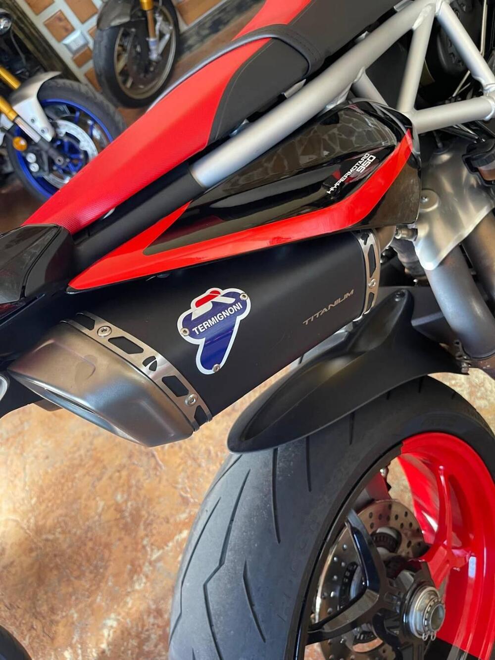 Ducati Hypermotard 950 RVE (2022 - 25) (12)