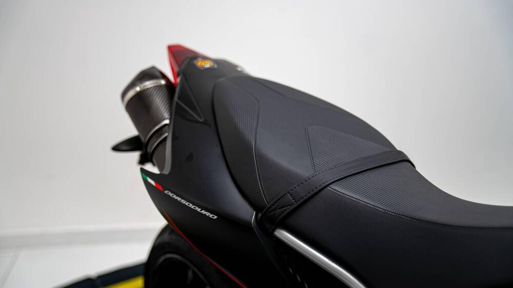 Aprilia Dorsoduro 750 (2009 - 14) (10)