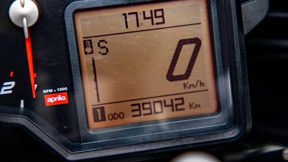 Aprilia Dorsoduro 750 (2009 - 14) (20)