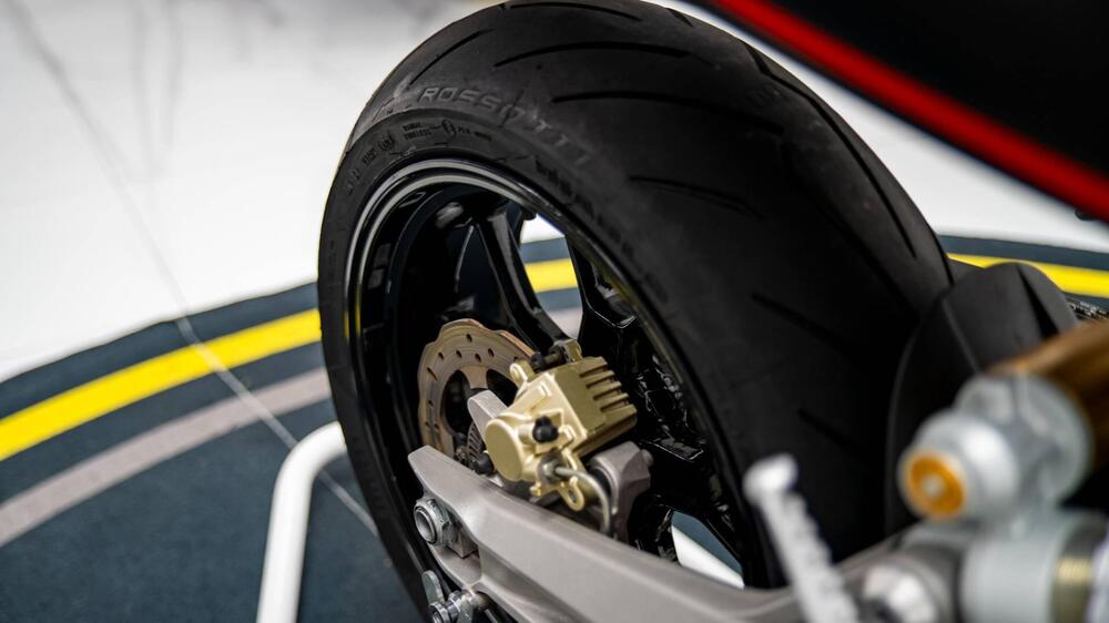 Aprilia Dorsoduro 750 (2009 - 14) (17)