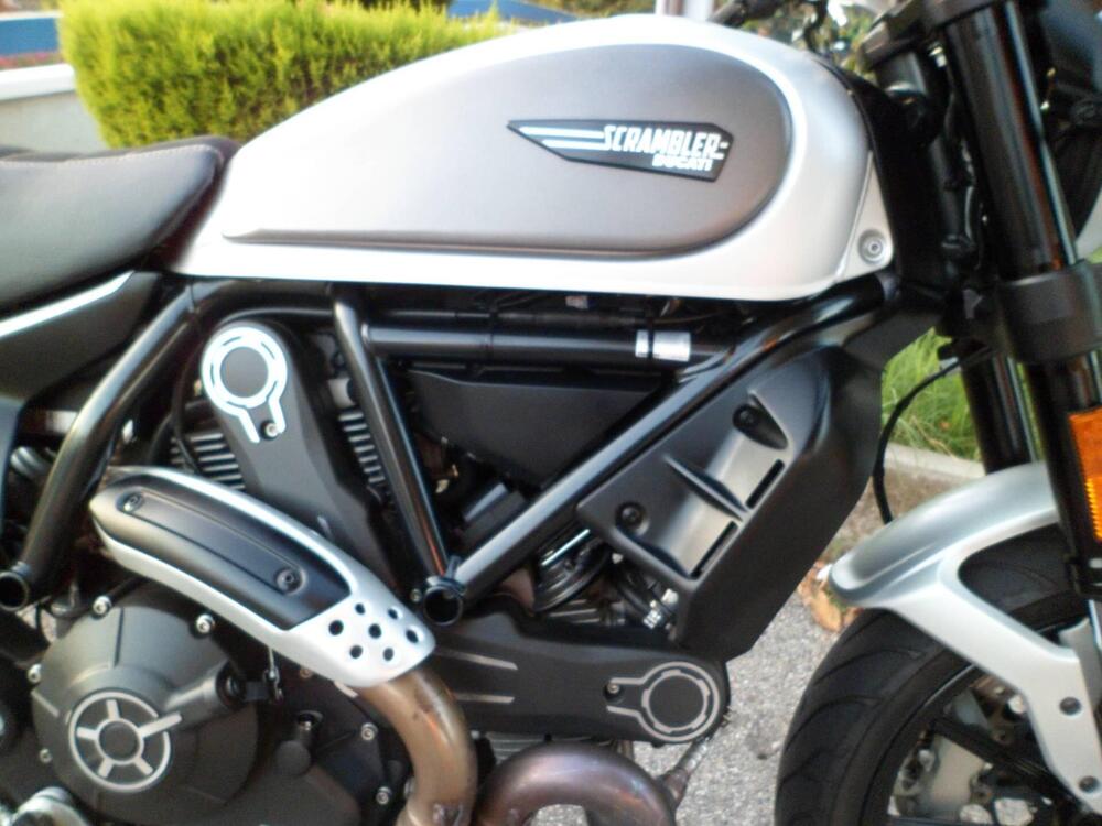 Ducati Scrambler 800 Icon (2017 - 20) (11)