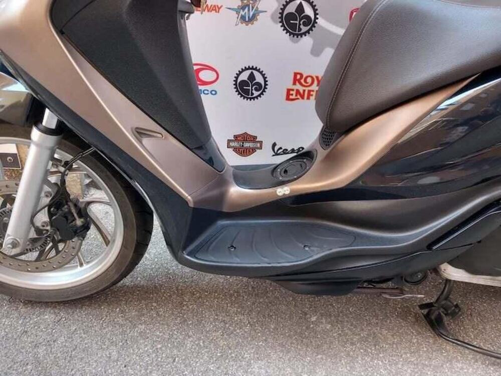 Piaggio Medley 150 ABS (2021 - 25) (19)