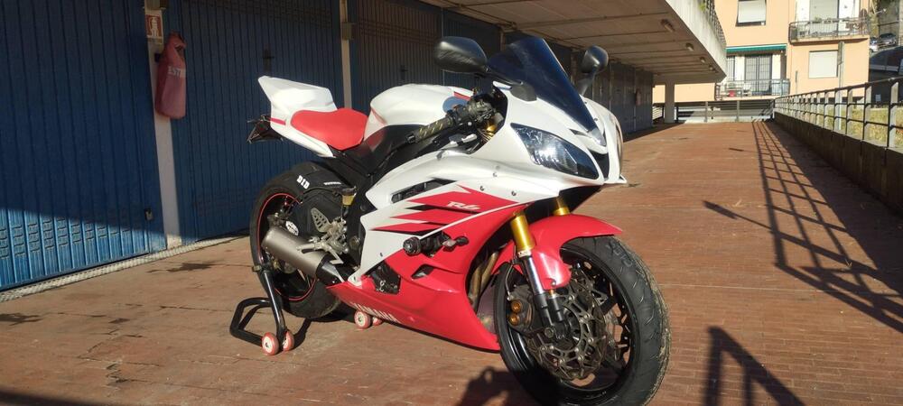 Yamaha YZF R6 (2006 - 07) (5)
