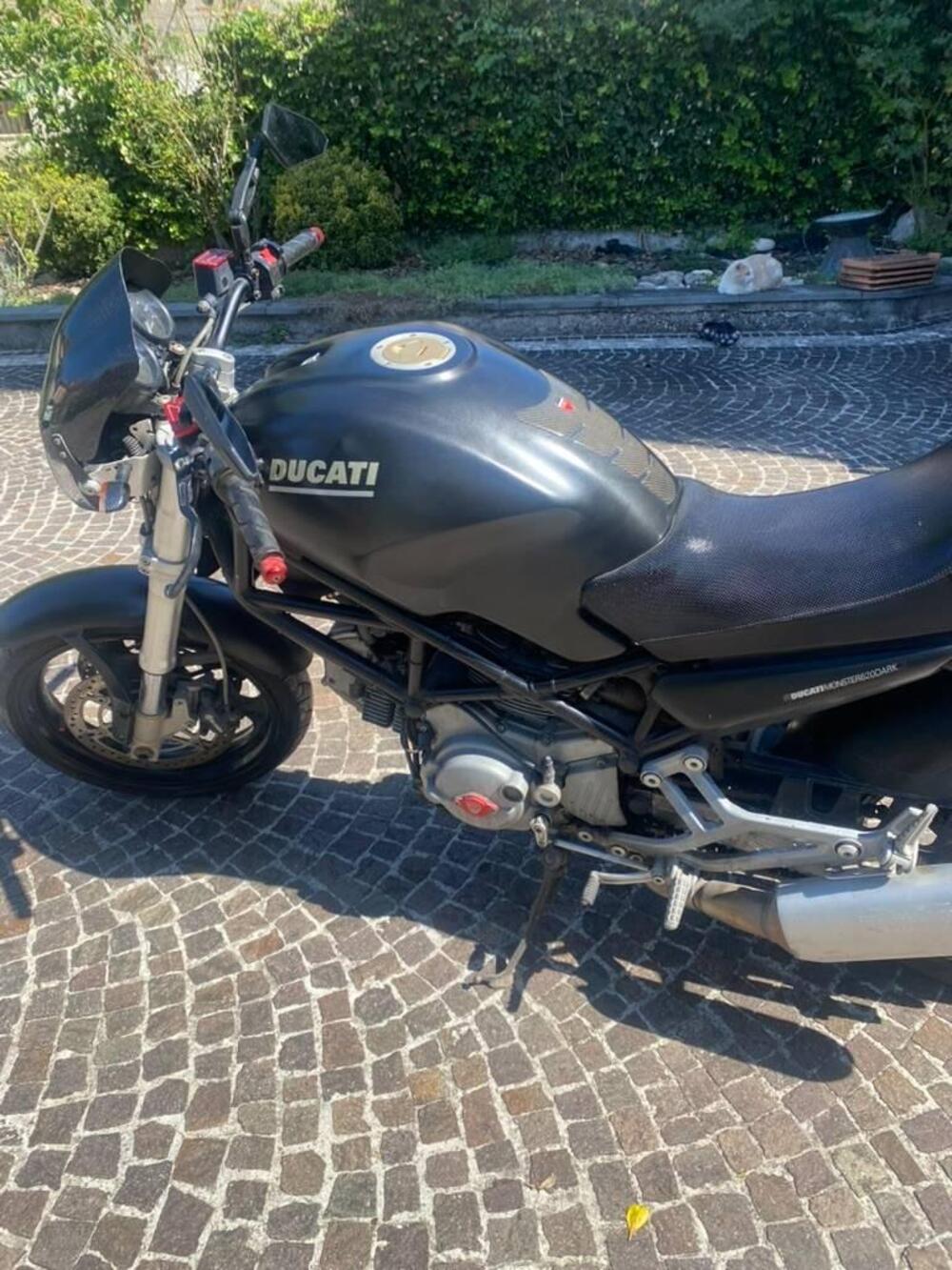 Ducati Monster 620 Dark (2003 - 06) (4)