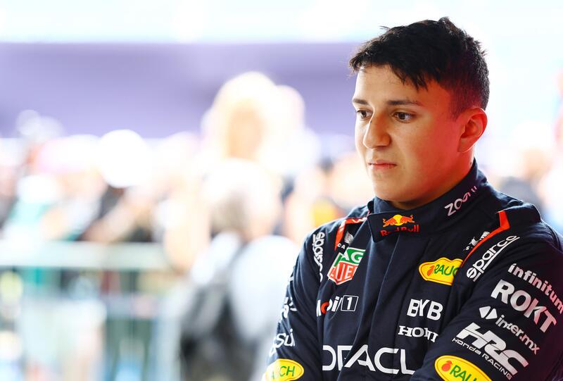 Red Bull pronta a cambiare tutto nel 2026: Hadjar al fianco di Verstappen, Lindblad in RB. Torna il derby Tsunoda-Lawson