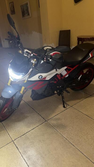 Bmw G 310 R (2021 - 25) usata