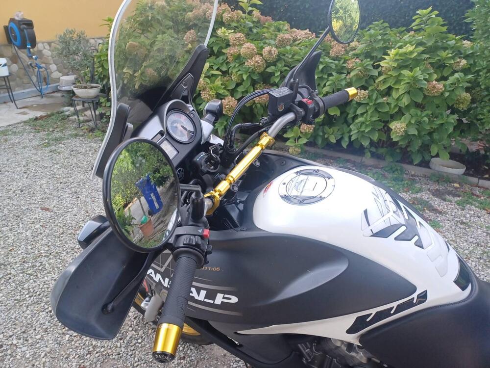 Honda Transalp XL 700 V (2007 - 2013) (6)