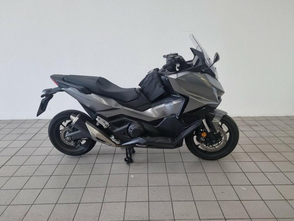 Honda Forza 750 DCT Urban (2021 - 24) (4)