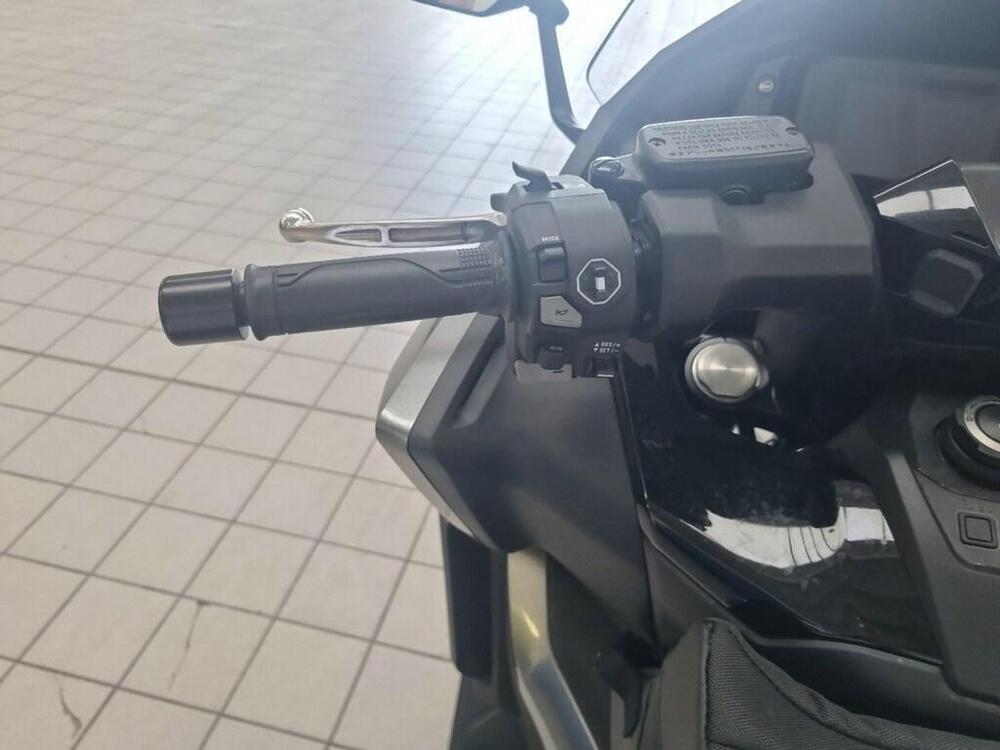 Honda Forza 750 DCT Urban (2021 - 24) (7)