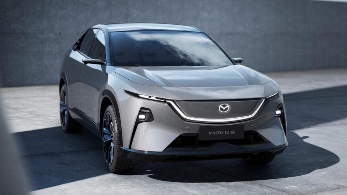 Mazda EZ60, il SUV elettrico in arrivo: noi l'abbiamo "beccato" per strada