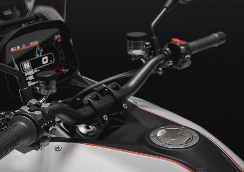 Moto Morini X-Cape 1200 X-Cape 1200 (2026) (17)