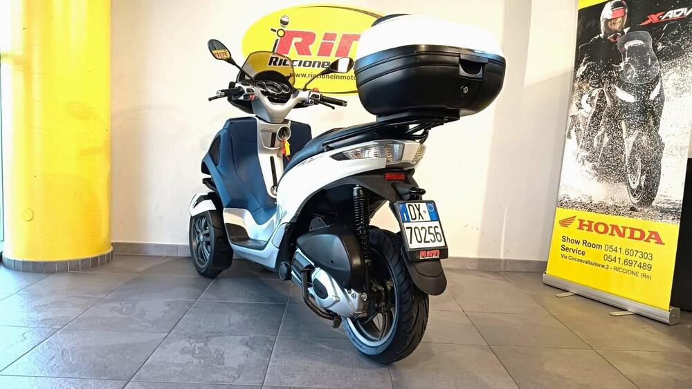 Piaggio Mp3 300 ie Yourban ERL (2011 - 17) (5)