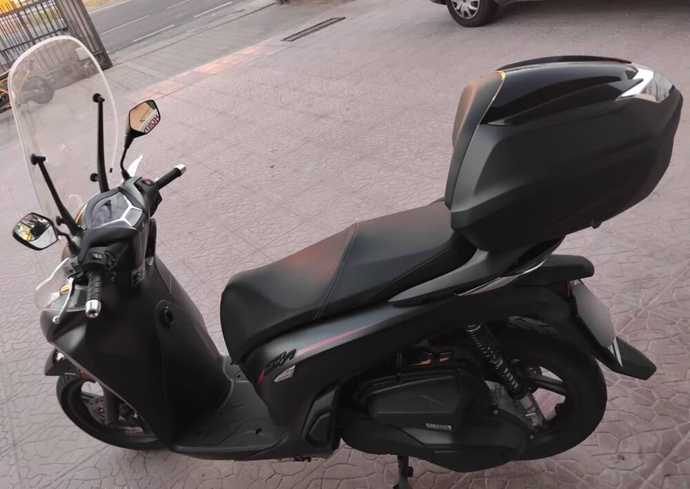 Honda SH 350 Sport (2021 - 24) (4)