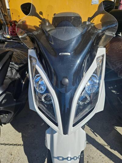 Kymco Downtown 300i (2009 - 17) usata