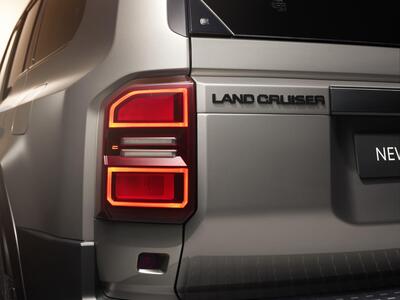 Toyota rivoluziona il fuoristrada: il mini Land Cruiser elettrico arriva nel 2028 con 600 km di autonomia