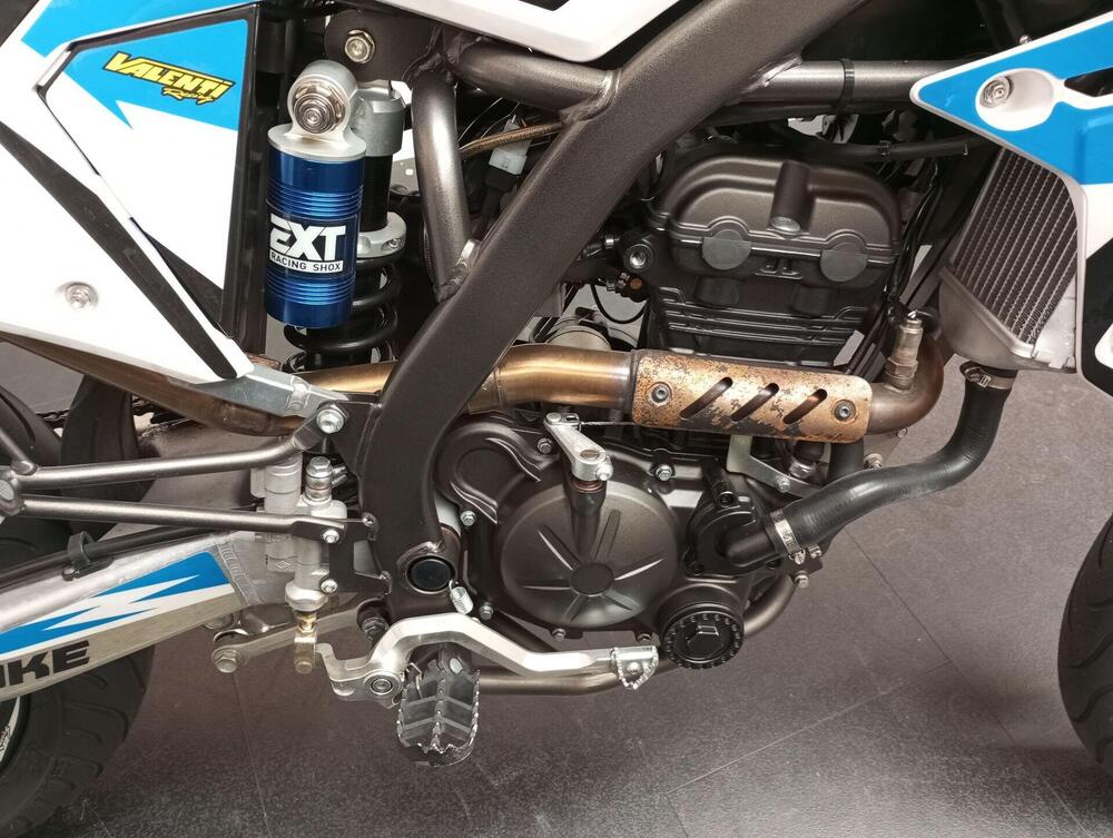 Valenti Racing SM 125 Z (2023 - 25) (5)