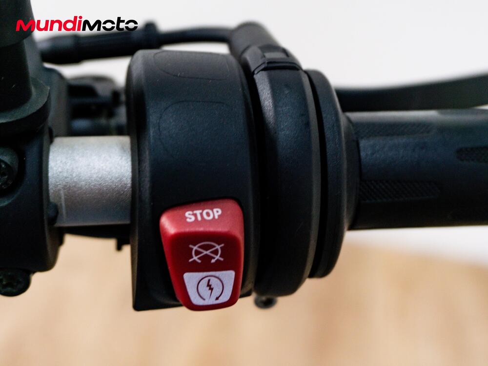 Bmw R nineT Scrambler (2021 - 24) (14)