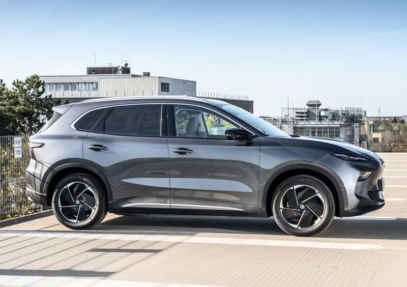 Mg MGS5 (2025-->>) (4)