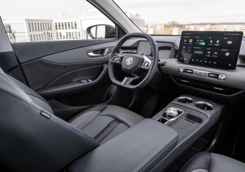 Mg MGS5 (2025-->>) (6)