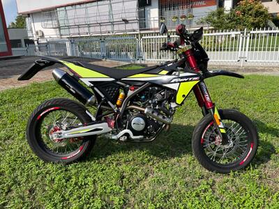 Fantic Motor XMF 125 Motard Competition 4t (2021 - 22) usata