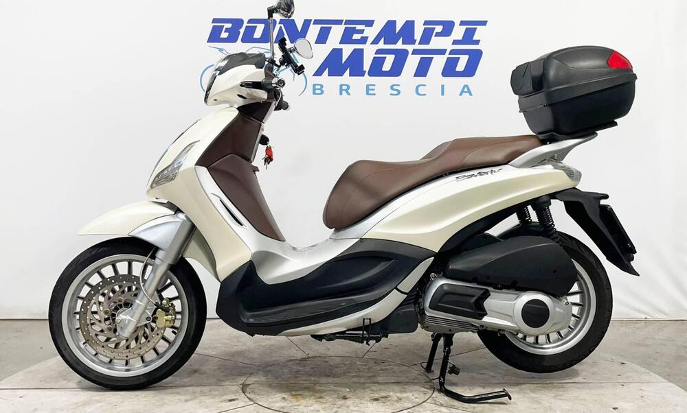 Piaggio Beverly 300 i.e. (2010 - 16) (2)