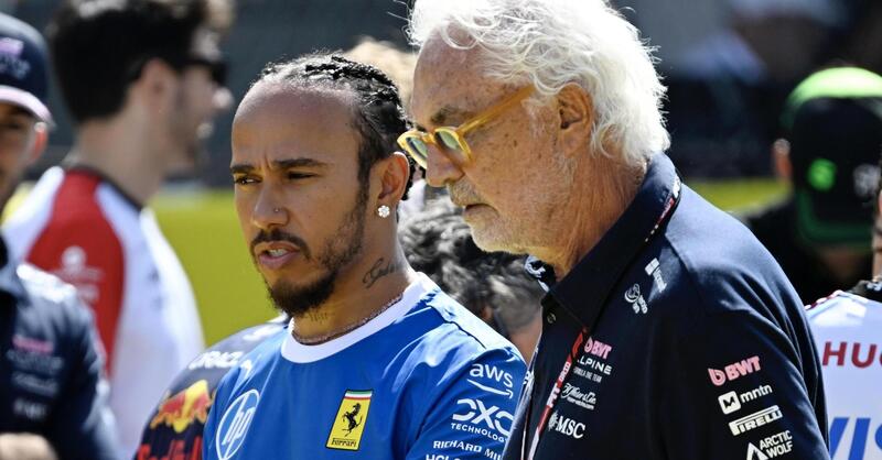 F1, Flavio Briatore: &quot;Io in Ferrari? Ho gi&agrave; i miei problemi. Vasseur far&agrave; tornare Hamilton alla vittoria, Alpine sar&agrave; in lotta il prossimo anno&quot;