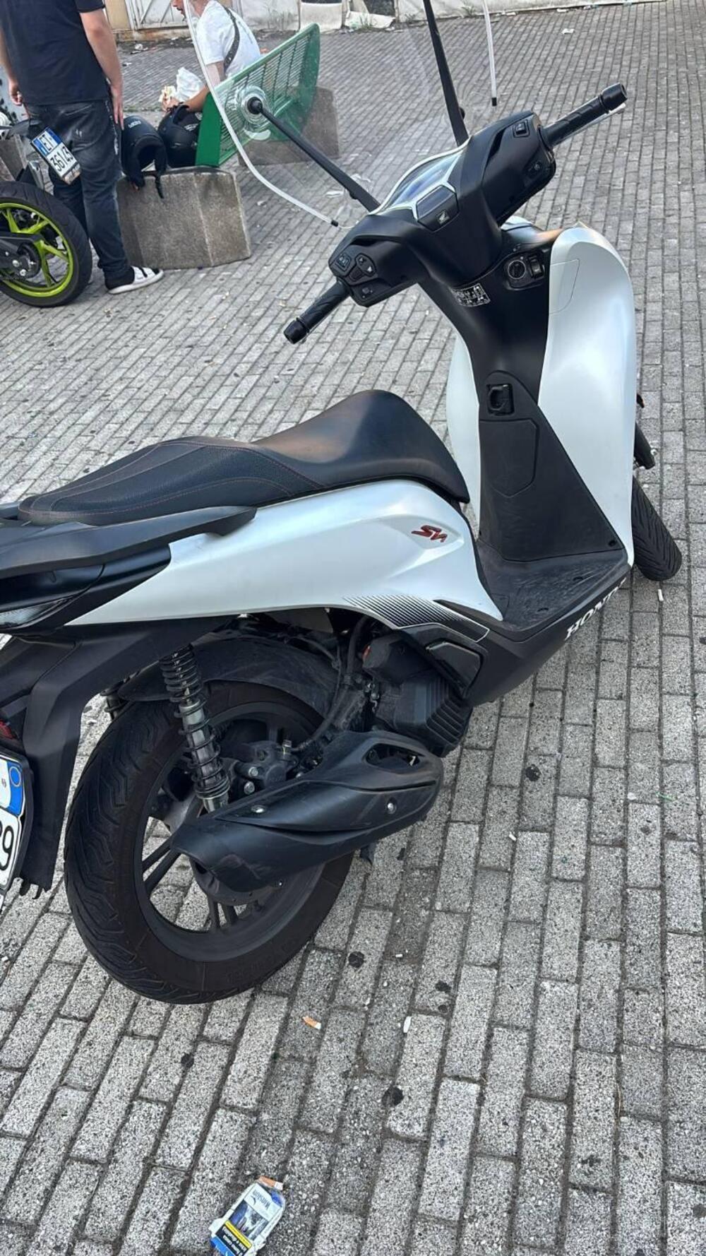 Honda SH 125i (2024 - 25) (4)