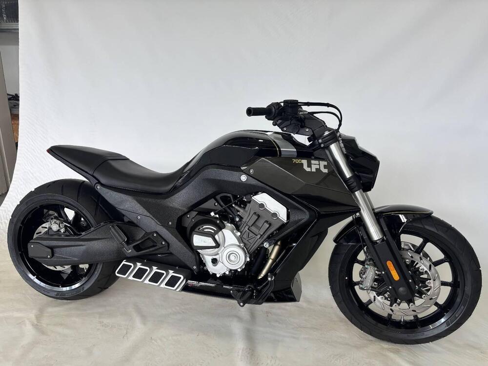 Benda Motorcycles LFC 700 (2024 - 26) (5)