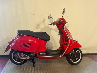 Vespa GTS 300 Super (2008 - 16) usata