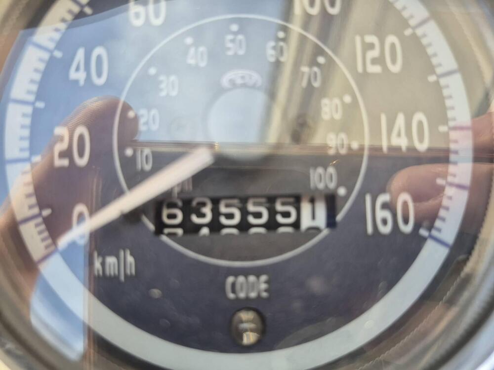 Piaggio Beverly 250 (2004 - 05) (4)