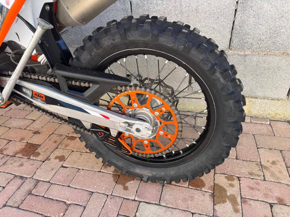 KTM 350 EXC-F Six Days (2023) (6)