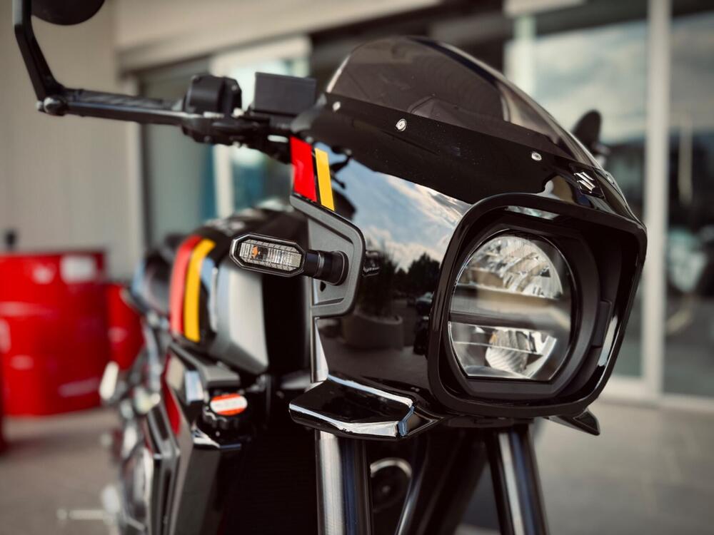 Suzuki GSX-8TT (2025 - 26) (4)