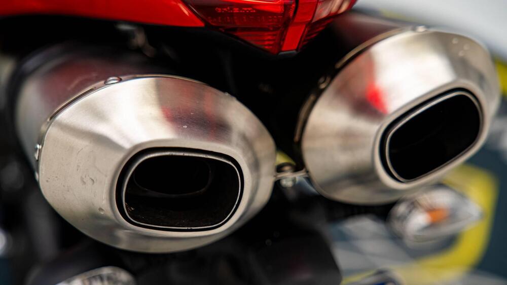 Ducati 1198 (2009 - 12) (12)