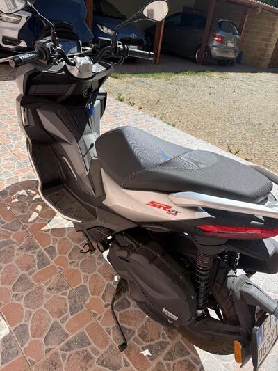Aprilia SR GT 125 (2022 - 24) usata