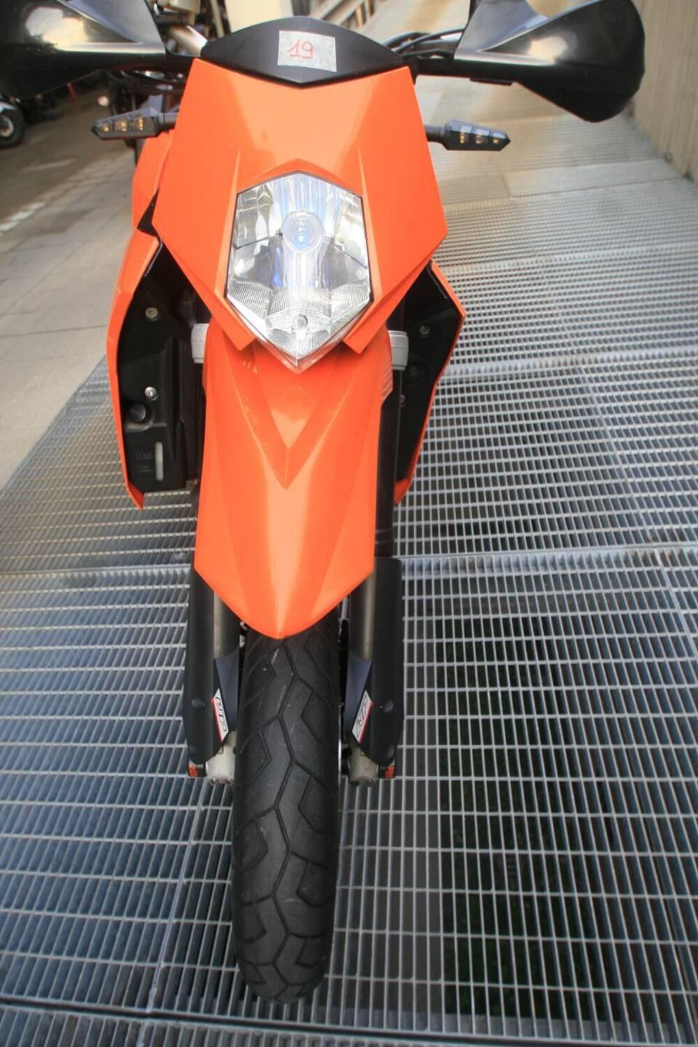 KTM 950 Supermoto (2005) (2)