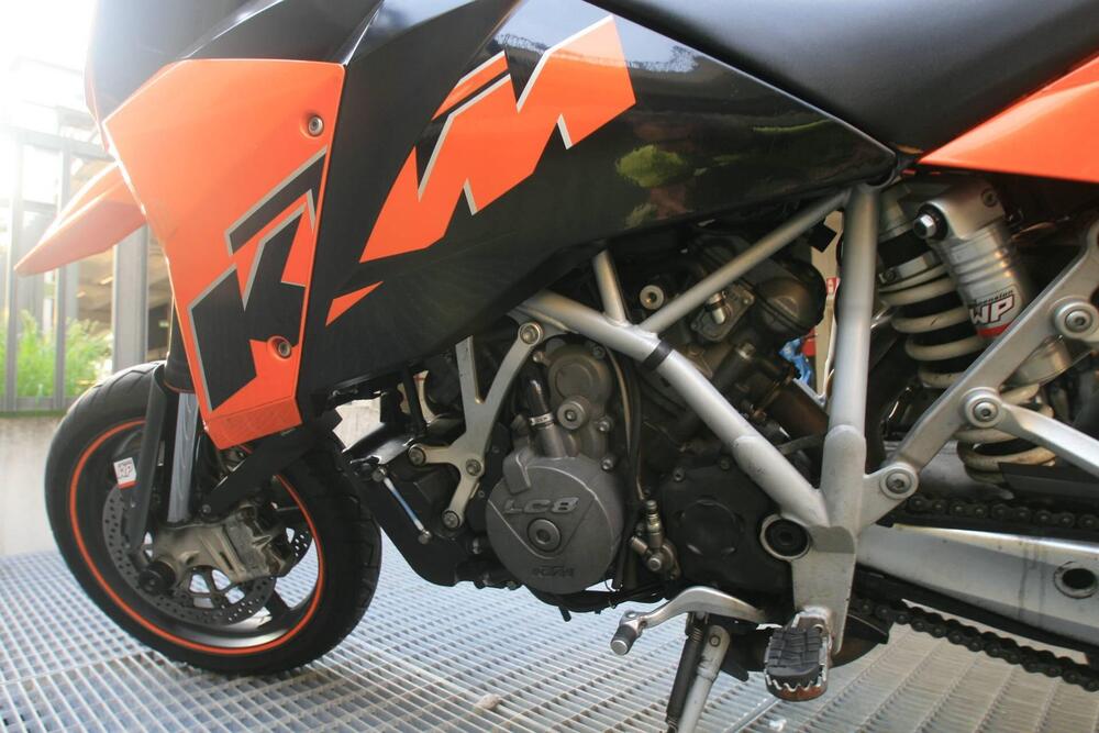 KTM 950 Supermoto (2005) (8)