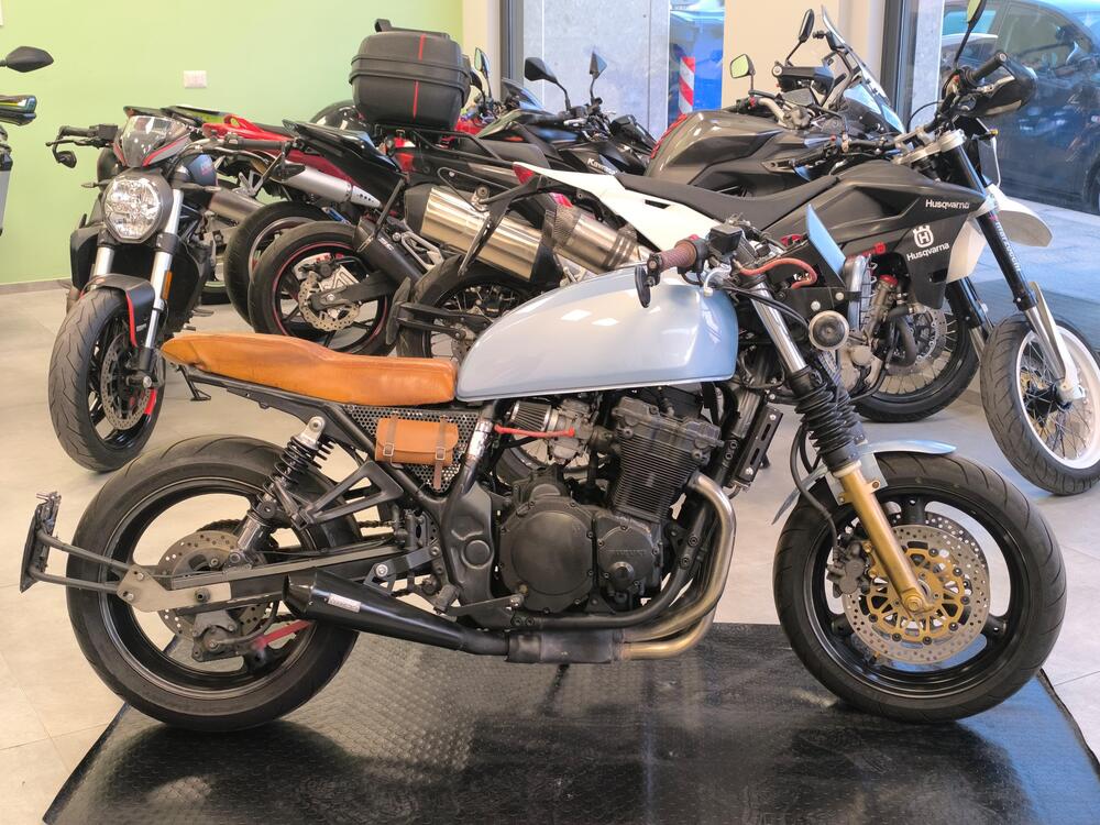 Suzuki GSX 750 (1998 - 03) (4)