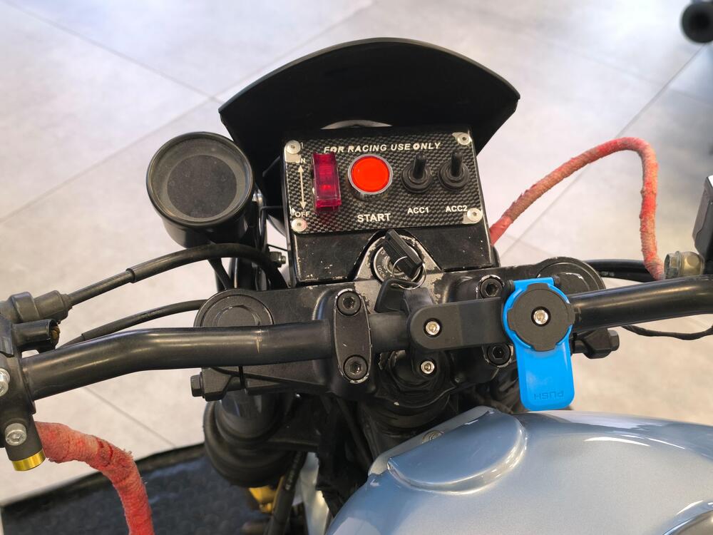 Suzuki GSX 750 (1998 - 03) (5)