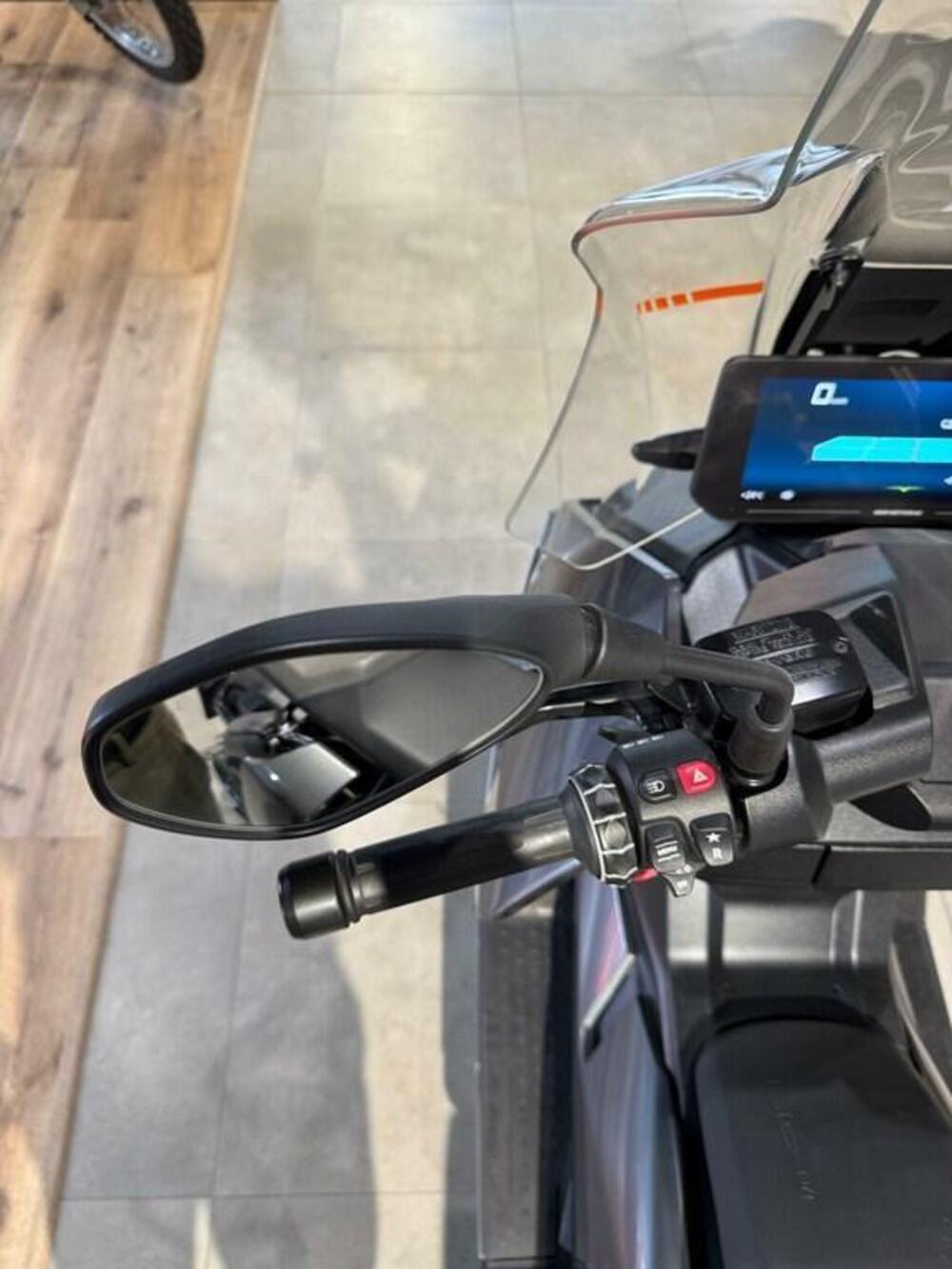 Bmw CE 04 (2021 - 25) (12)