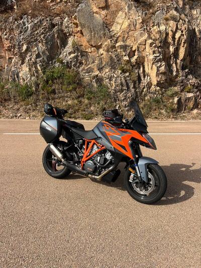 KTM 1290 Super Duke GT (2022 - 25) usata