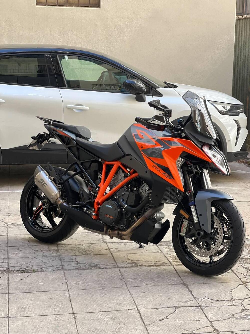 KTM 1290 Super Duke GT (2022 - 25) (4)