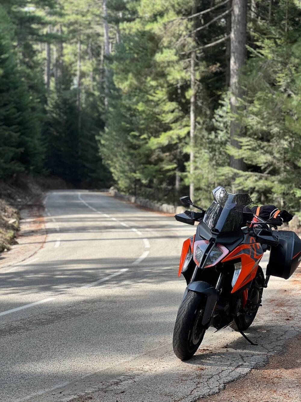 KTM 1290 Super Duke GT (2022 - 25) (5)