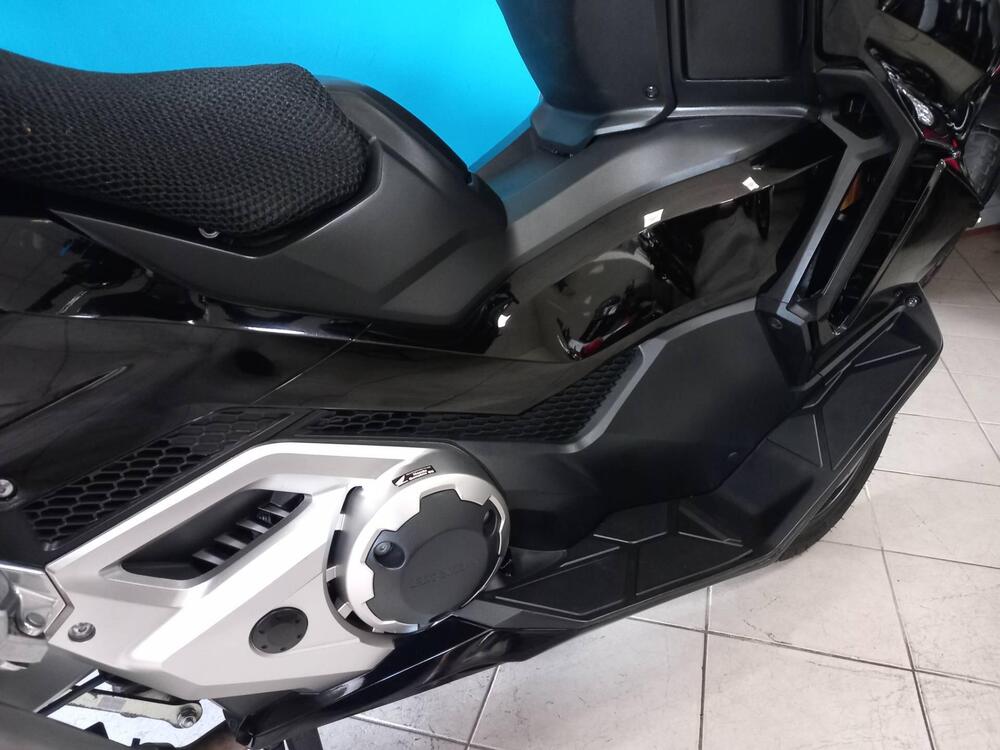 Honda Forza 750 DCT Travel (2021 - 24) (14)