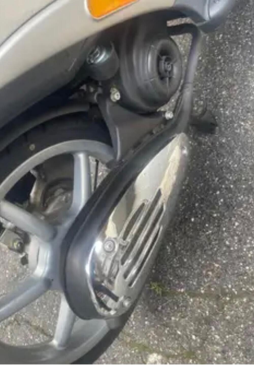 Piaggio Liberty 50 4T (2002 - 03) (9)